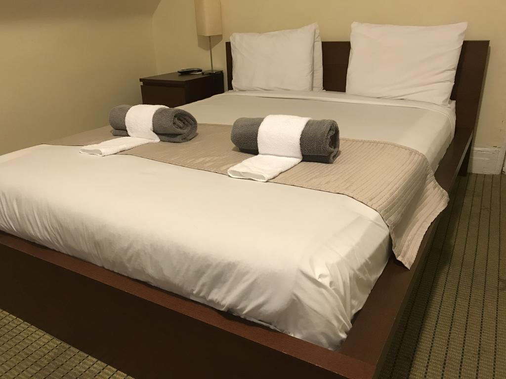 770Suites New York Room photo